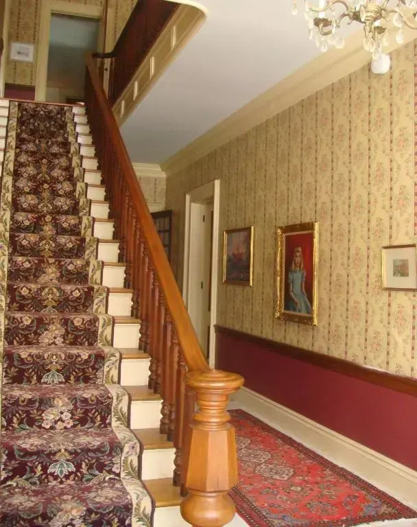 Antique Mansion B & B