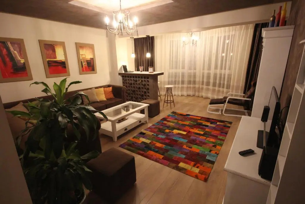 Majestic Residence