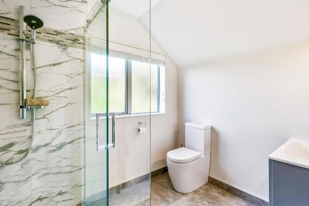 Slice of Paradise - Waikanae Self-Contained Holiday Unit