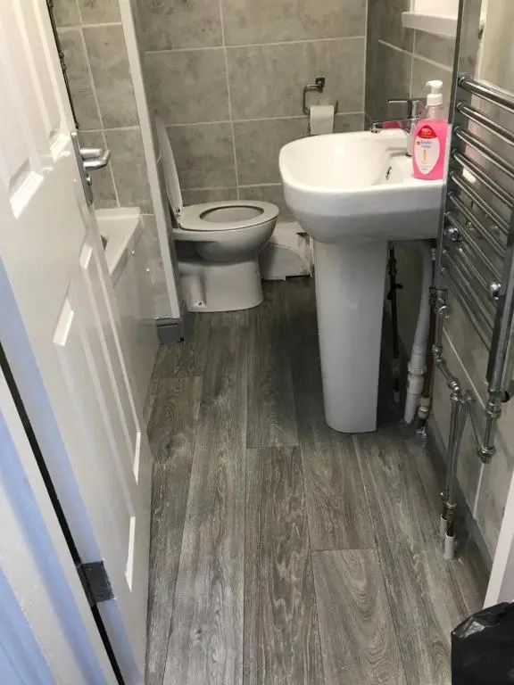 2 bedroom apartment