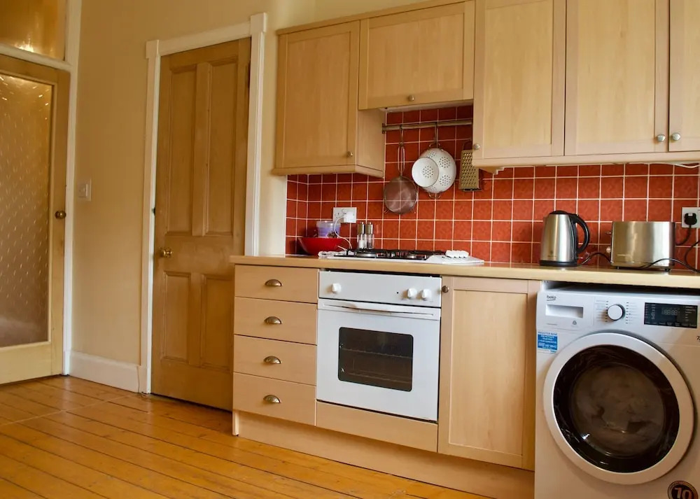 Spacious 1 Bedroom Stockbridge Flat
