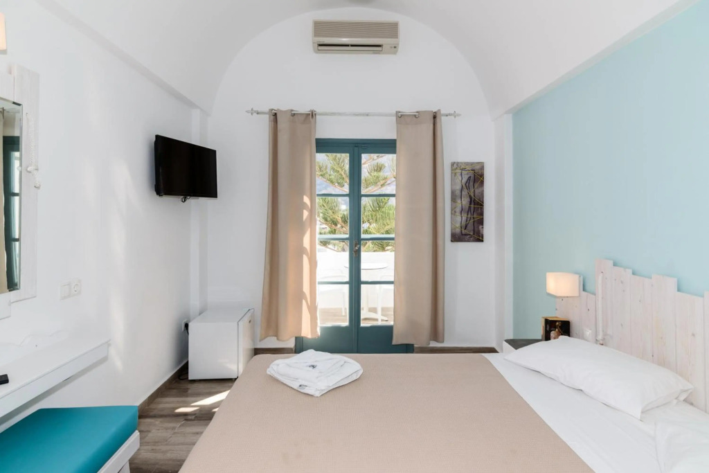Iris Boutique Hotel