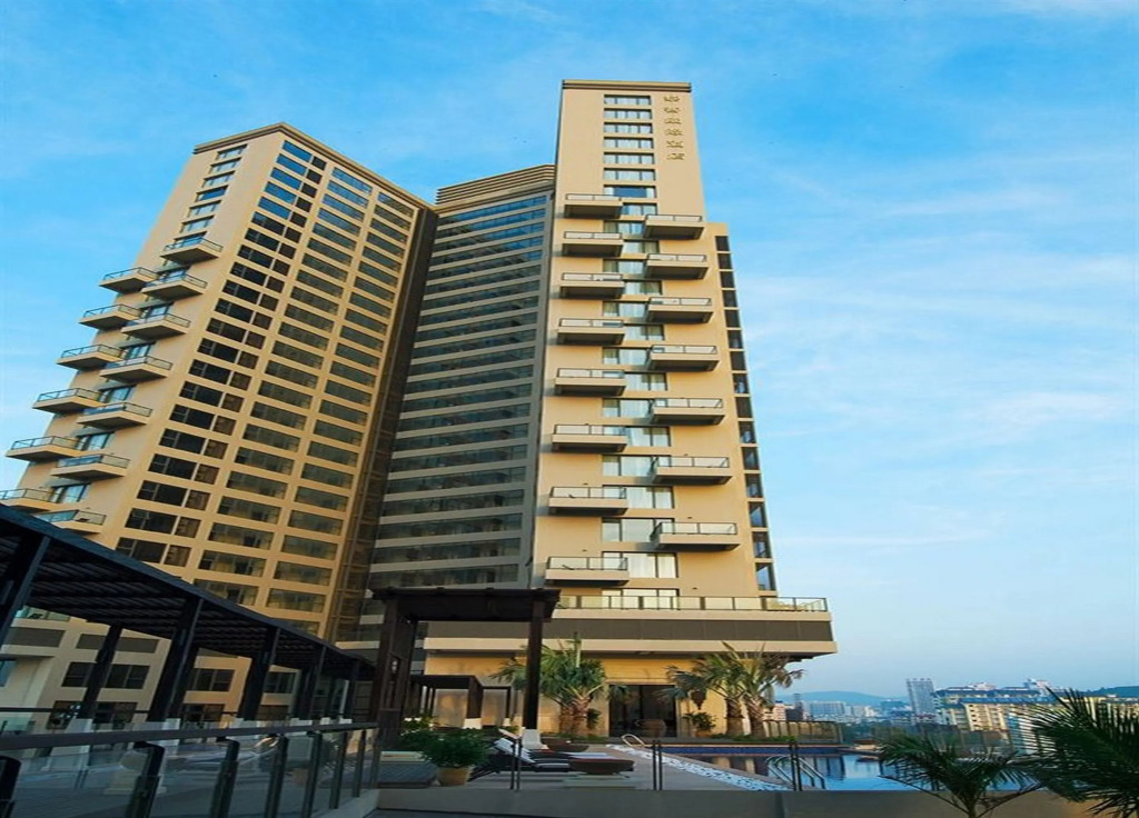 Le Parker International Hotel