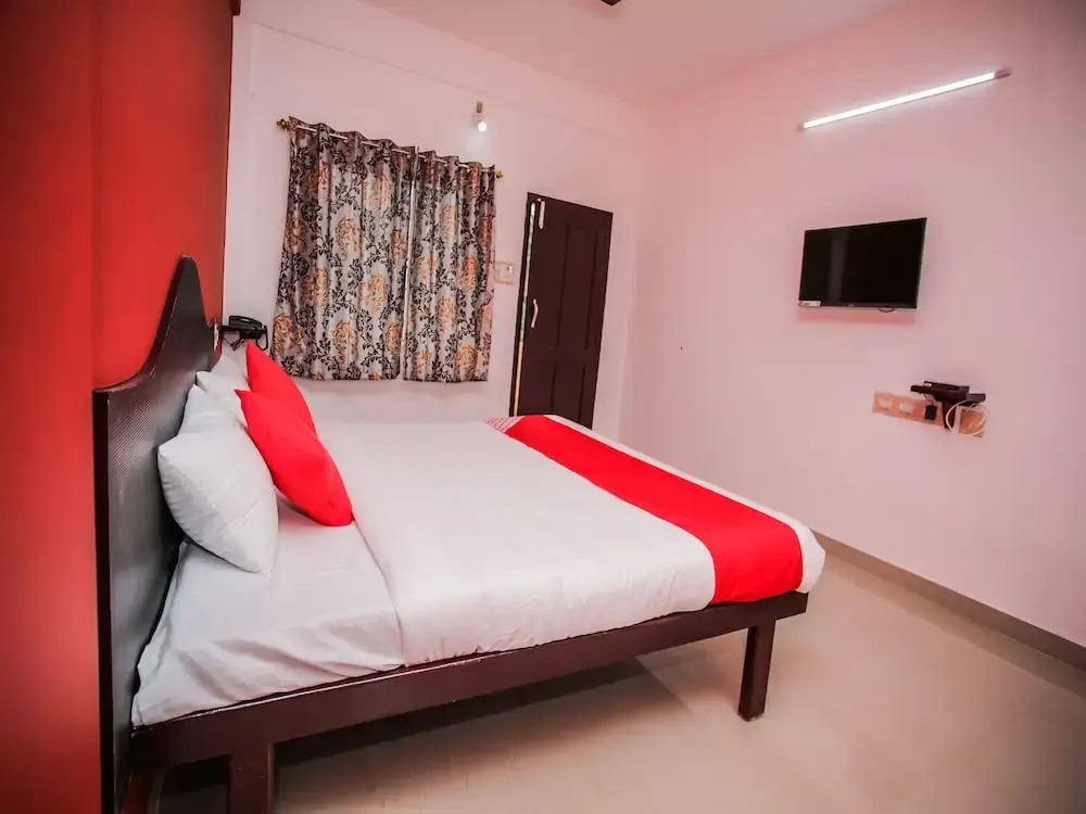 Oyo 26646 Hotel Aljemin