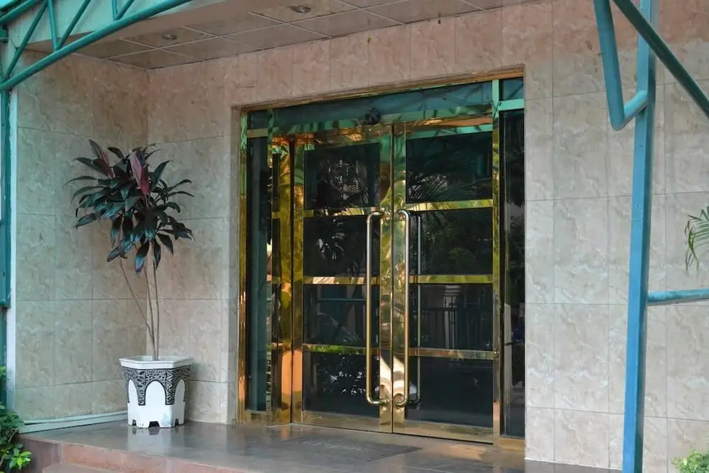 Gracious Hotel