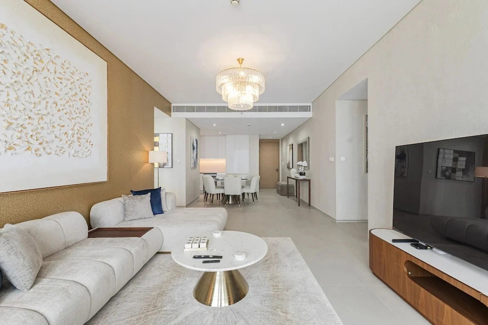 Live the Vibe Upgraded 2BR JBR Coastal Living