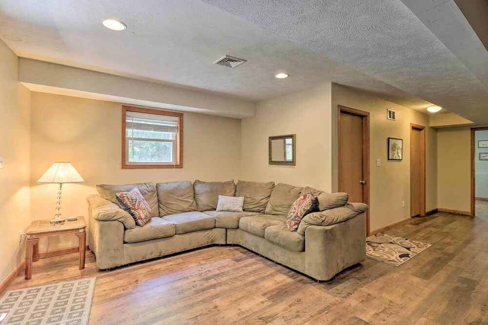 Deck, Hot Tub & Game Room: Lake Harmony Home