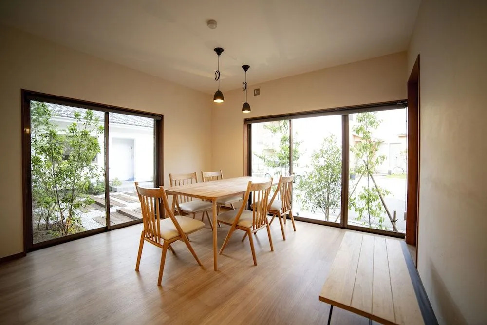 cafe&stay CASTANA