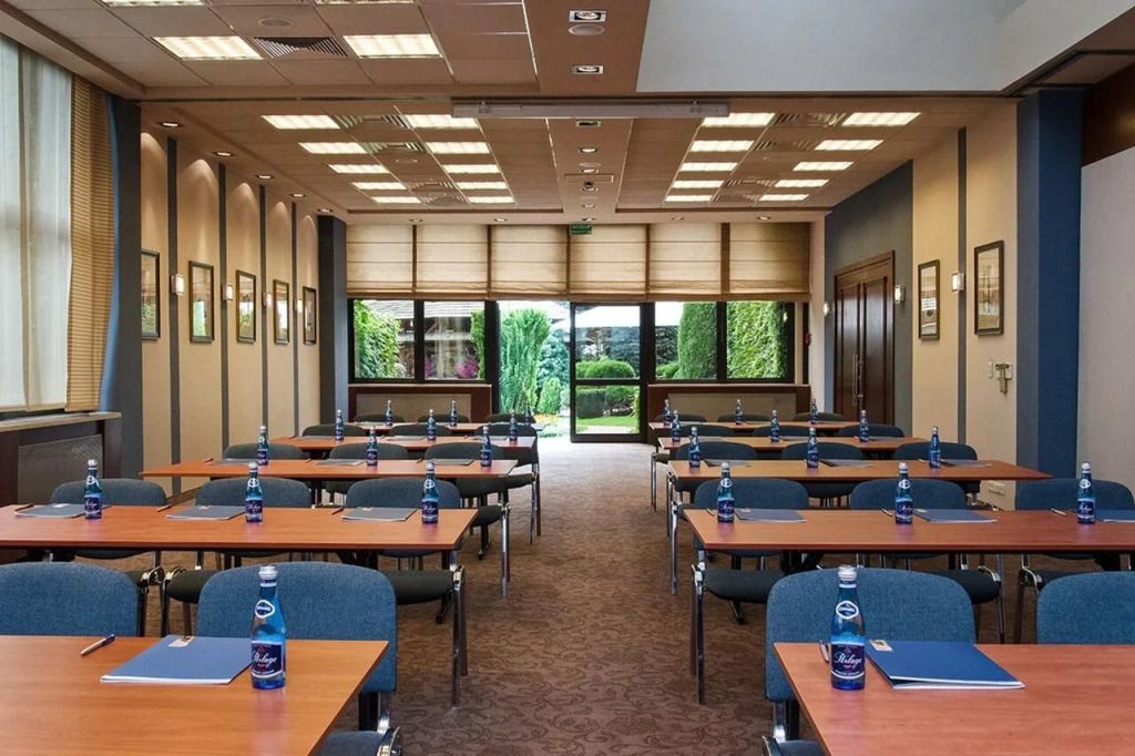 Booking Hotel & Spa