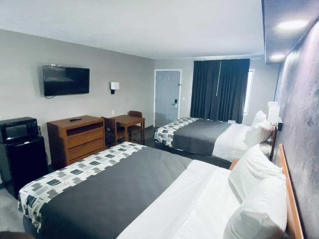 Executive Inn