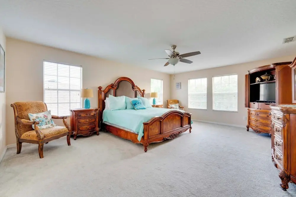 Game Room & Community Perks: Davenport Getaway!
