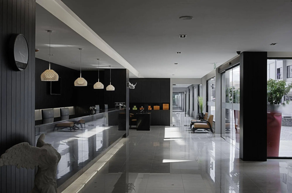S Ratchada Leisure Hotel