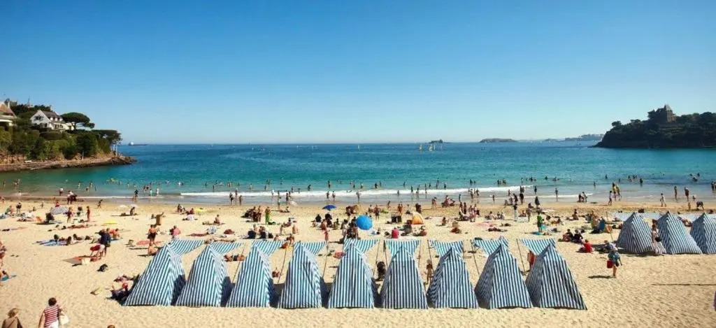 Appartement cosy 2 pers vue mer balcon hyper centre Dinard