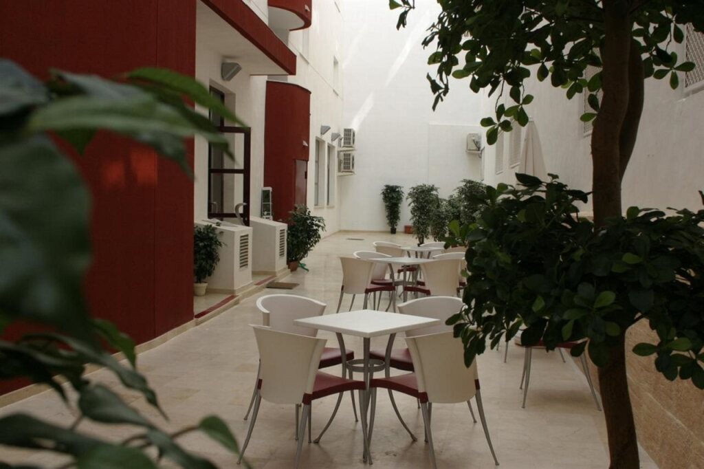 Aparthotel Milords Suites