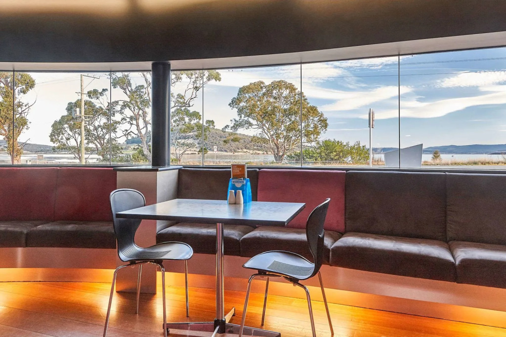 Foreshore Hotel