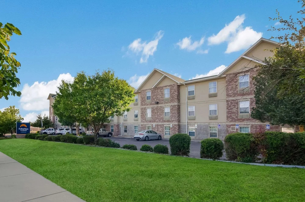 Savannah Suites