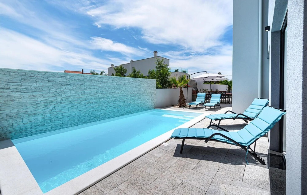 Nice Home in Zaton With 3 Bedrooms, Wifi and Heated Swimming Pool
