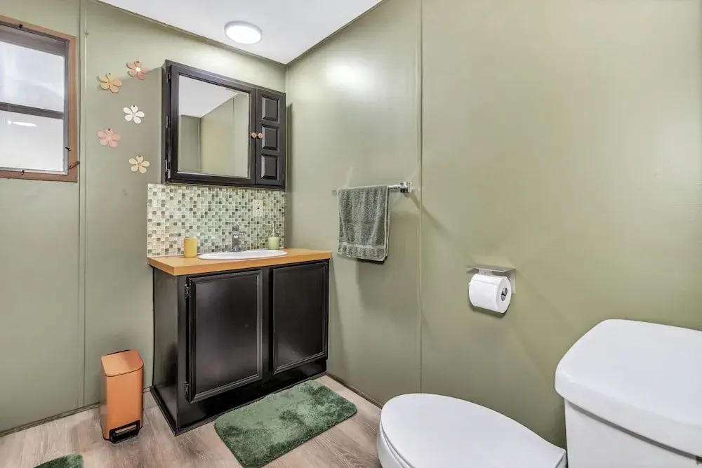 Groovy Guest House