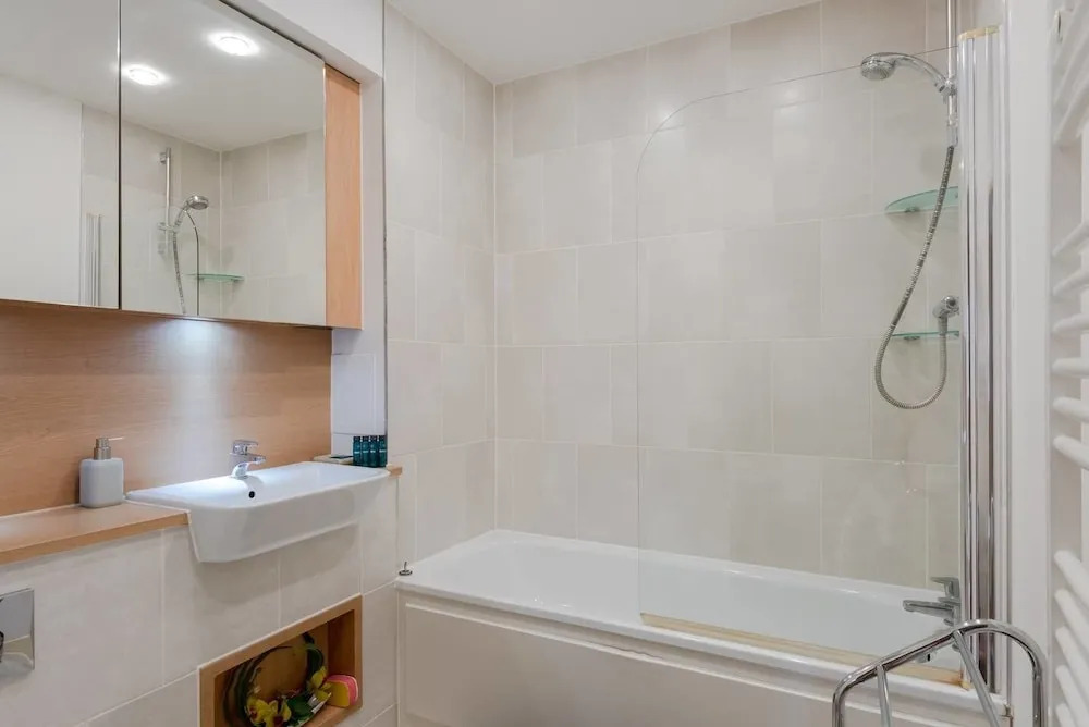 Lovely 1Br Flat For 2 Bromley By Bow