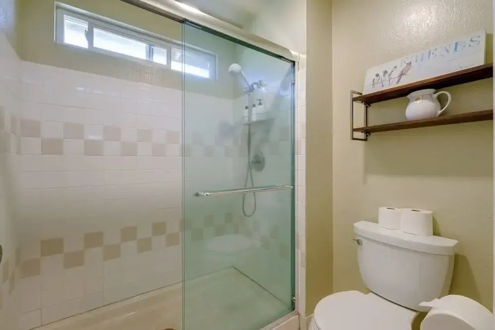 @ Marbella Lane - 4BR Home Away From Home Ldry