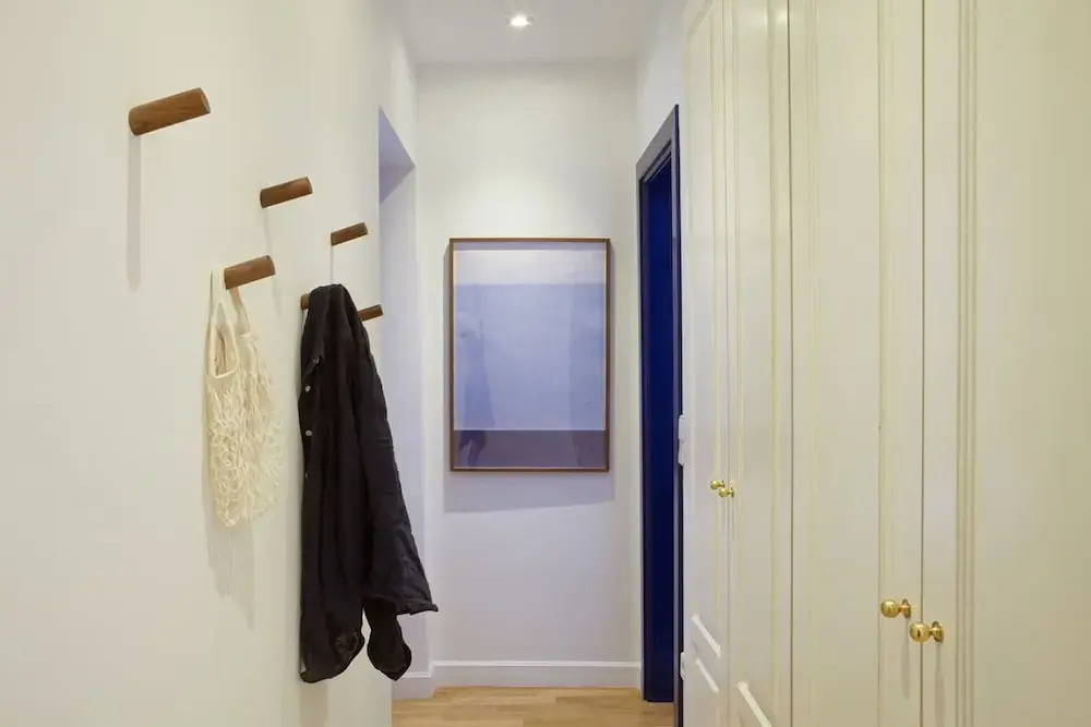 Perissa - 2 Bedrooms and Terrace in Trafalgar