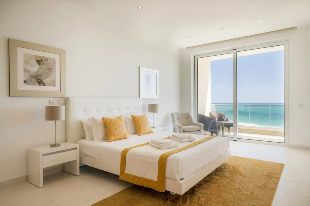 5 Beach View Apartment in Porto de Mos 150 metres from the beach!