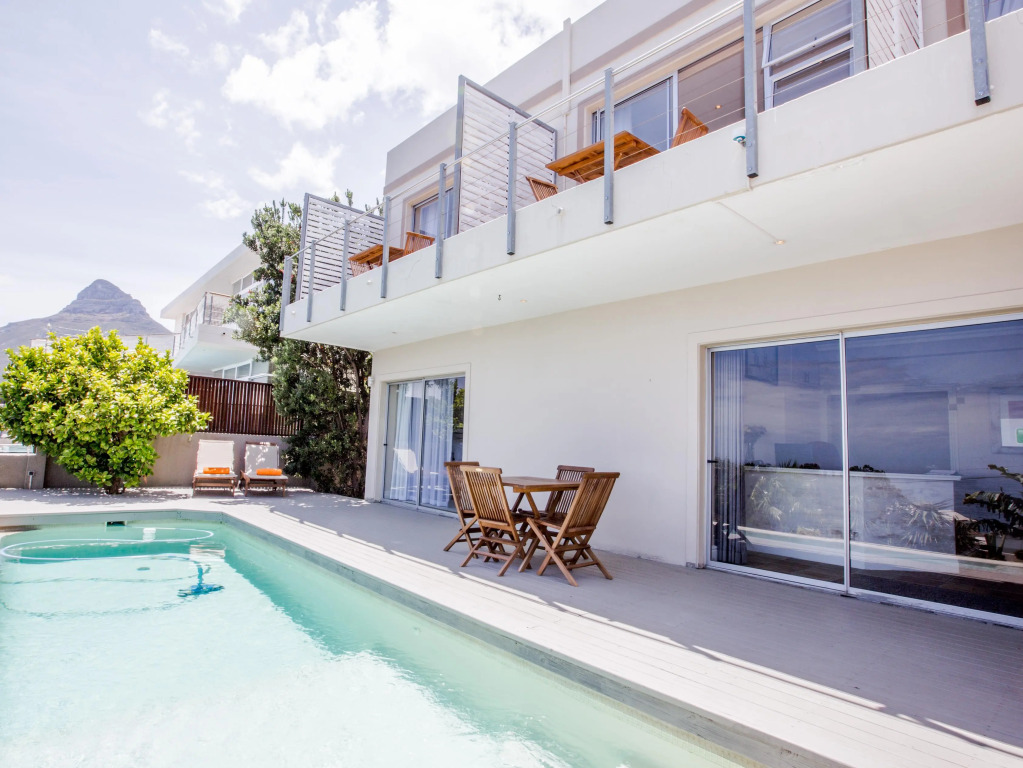 Finchley Guesthouse in Camps Bay