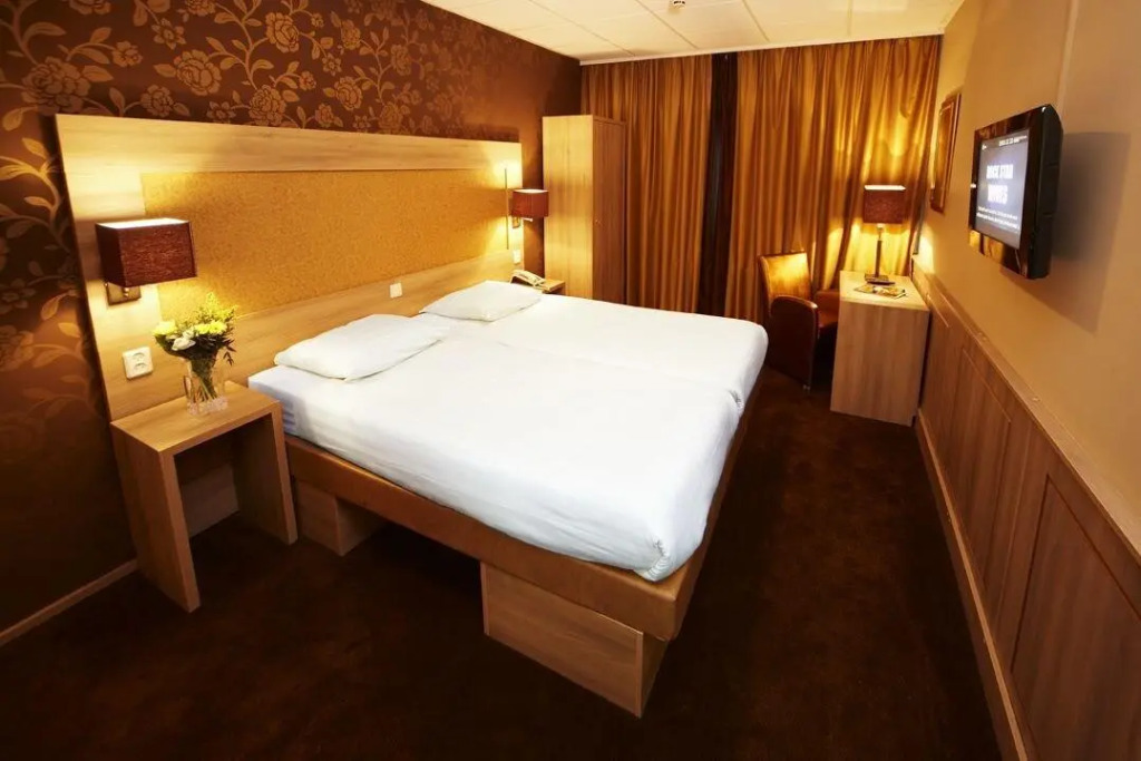 Hotel Blyss