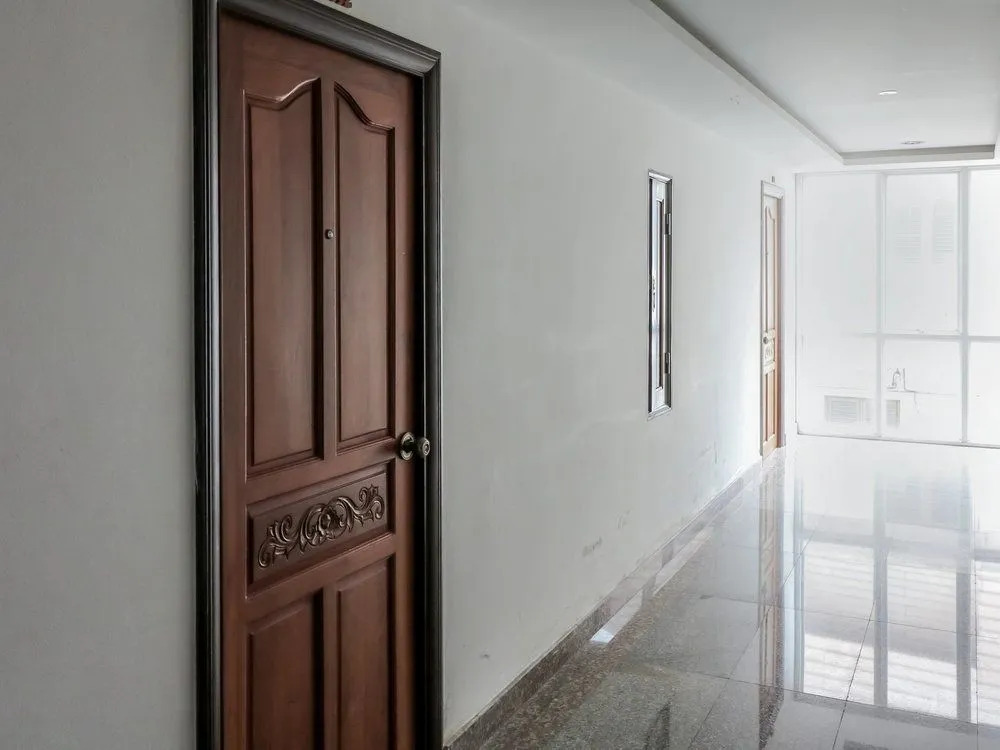 L-Seven Hotel