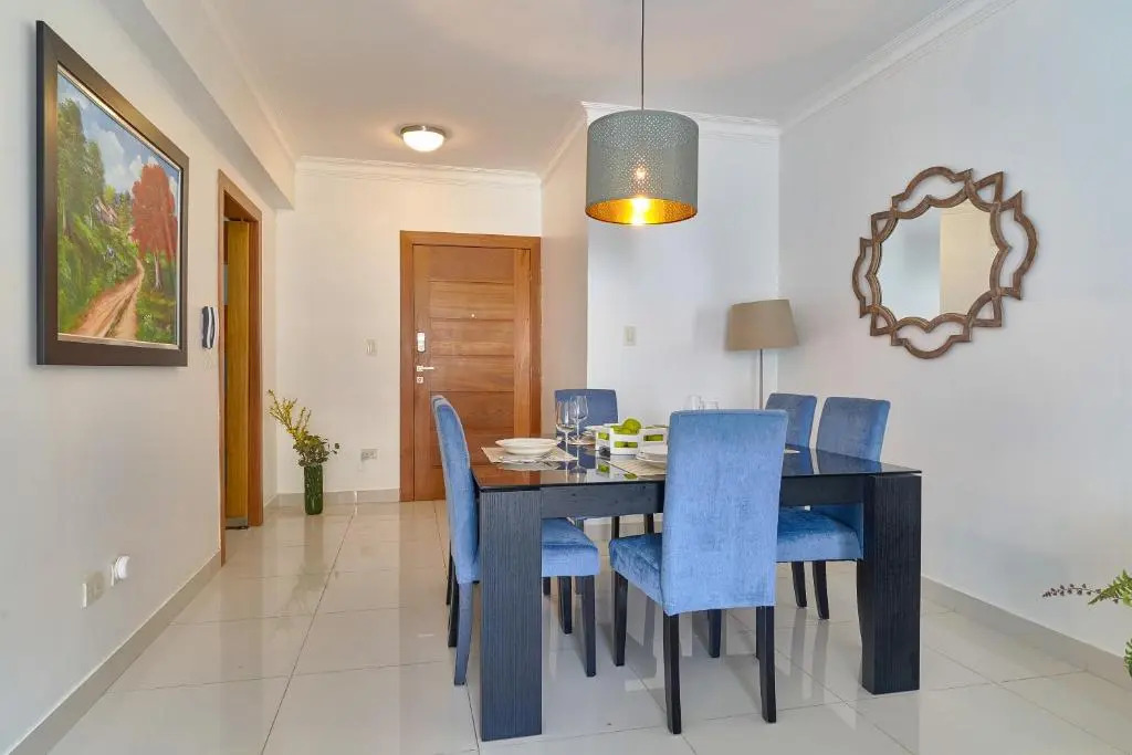 Apartamento 2BR- AC- WiFi- Safe - Smart TV- HotWater.