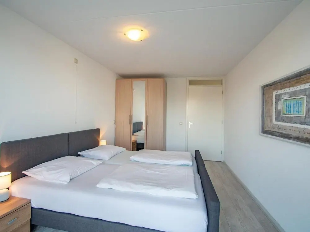 Modern Furnished Apartment at the Foot of Dunes