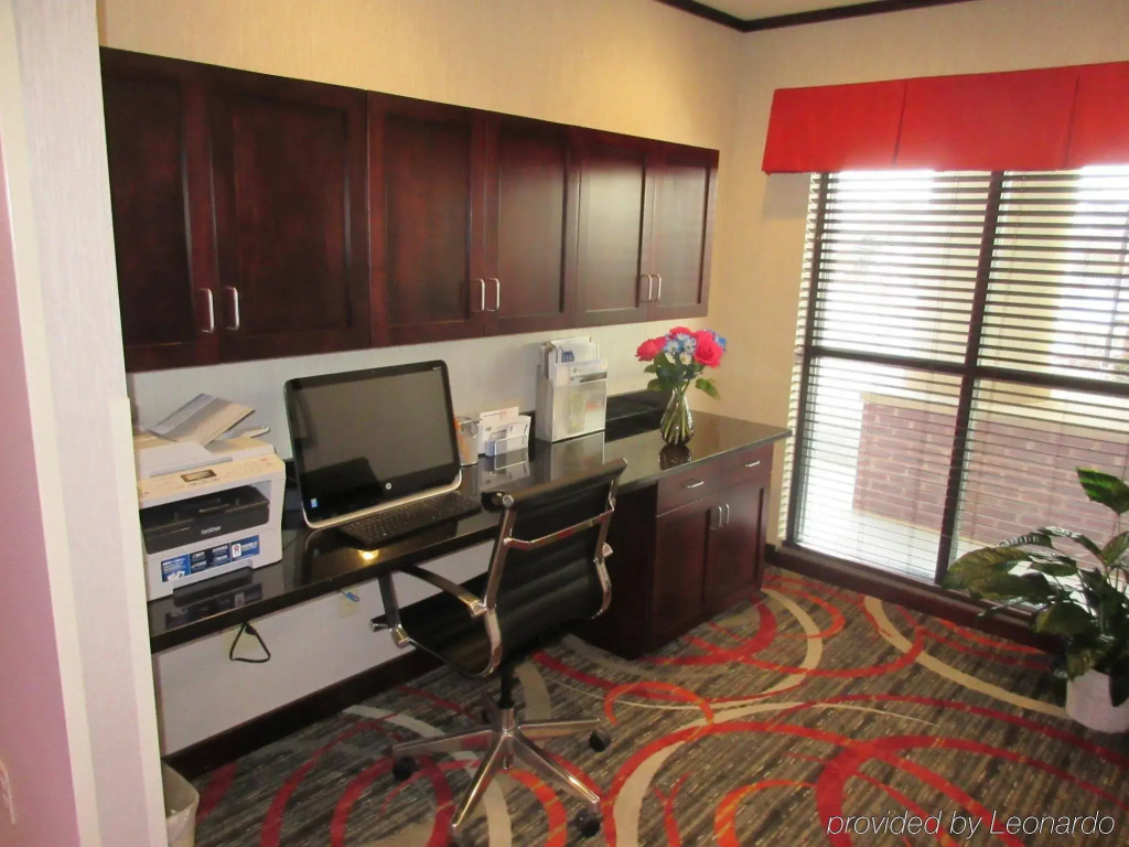 Holiday Inn Express & Suites Butler by IHG