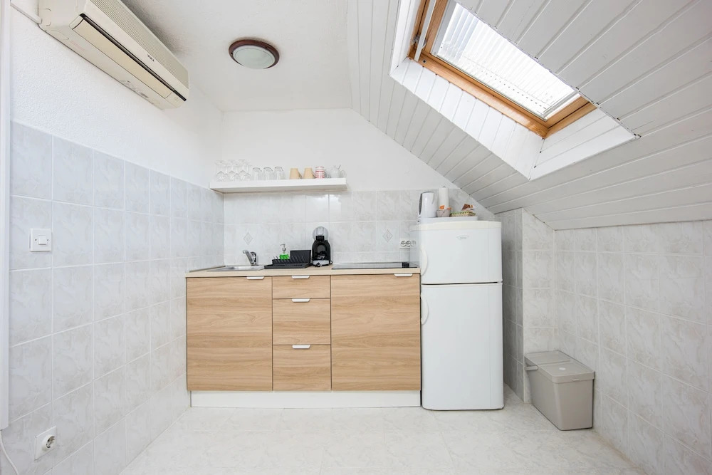 Top floor apartment
