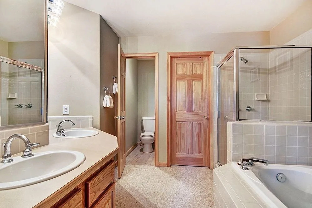 White Wolf 22 3 Bedrooms 2.5 Bathrooms Townhouse