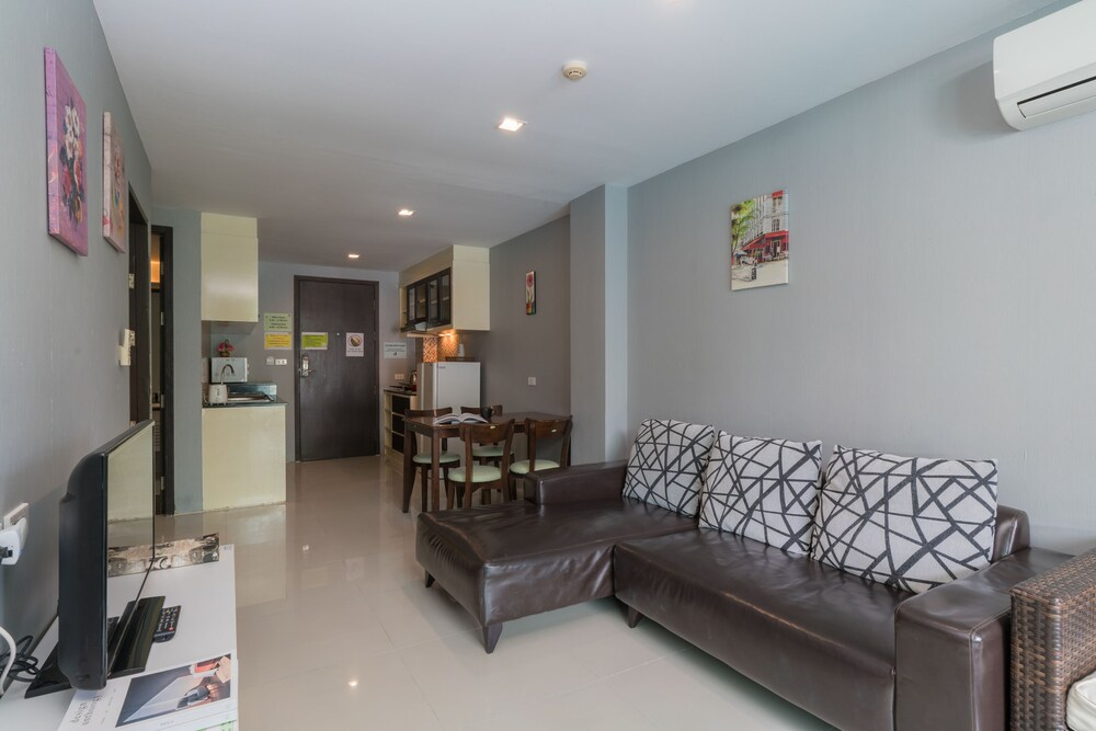 Dee Residence Phuket