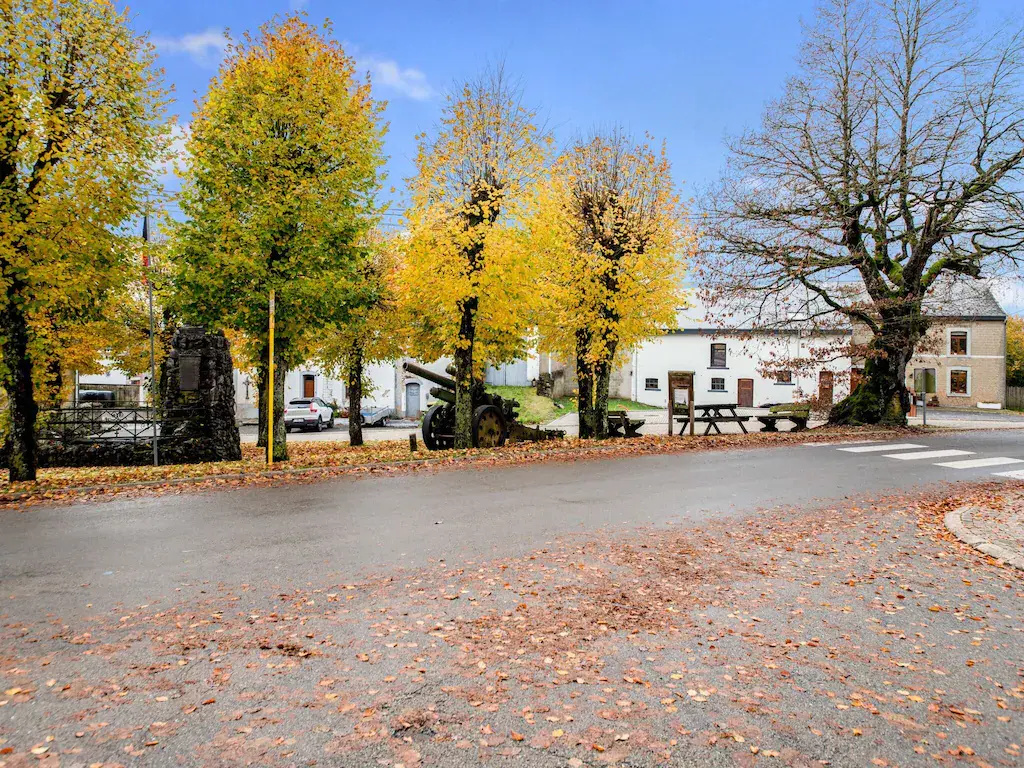 Cosy Holiday Home in Cherain near Forest