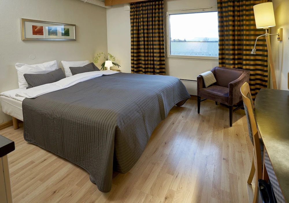 Thon Hotel Høvik