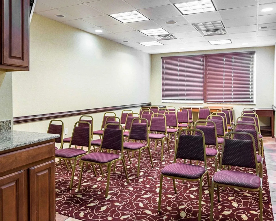 Comfort Inn & Suites Chesapeake - Portsmouth