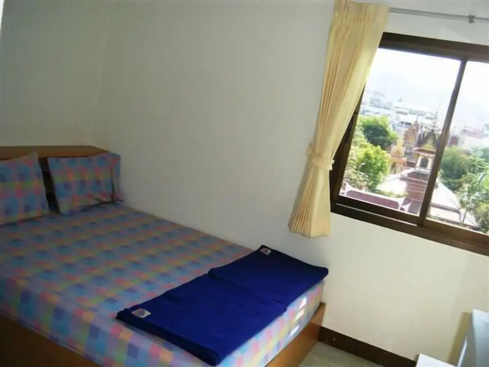 โรงแรมสุขวิไล Sukwilai Hotel