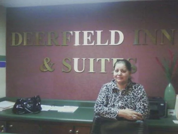 Deer Field Inn