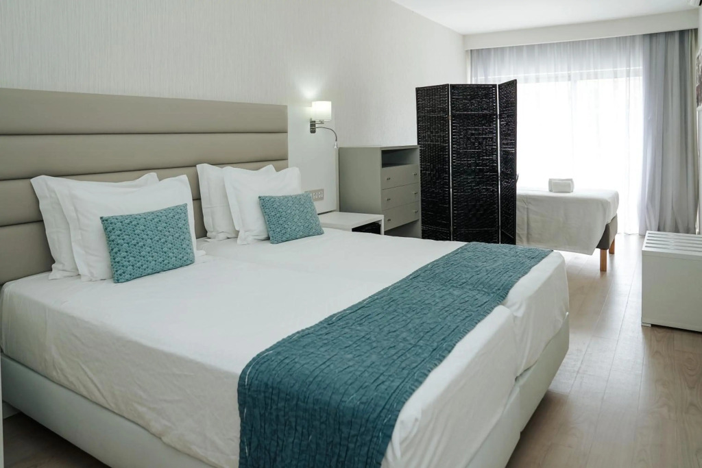 Carvi Beach Hotel