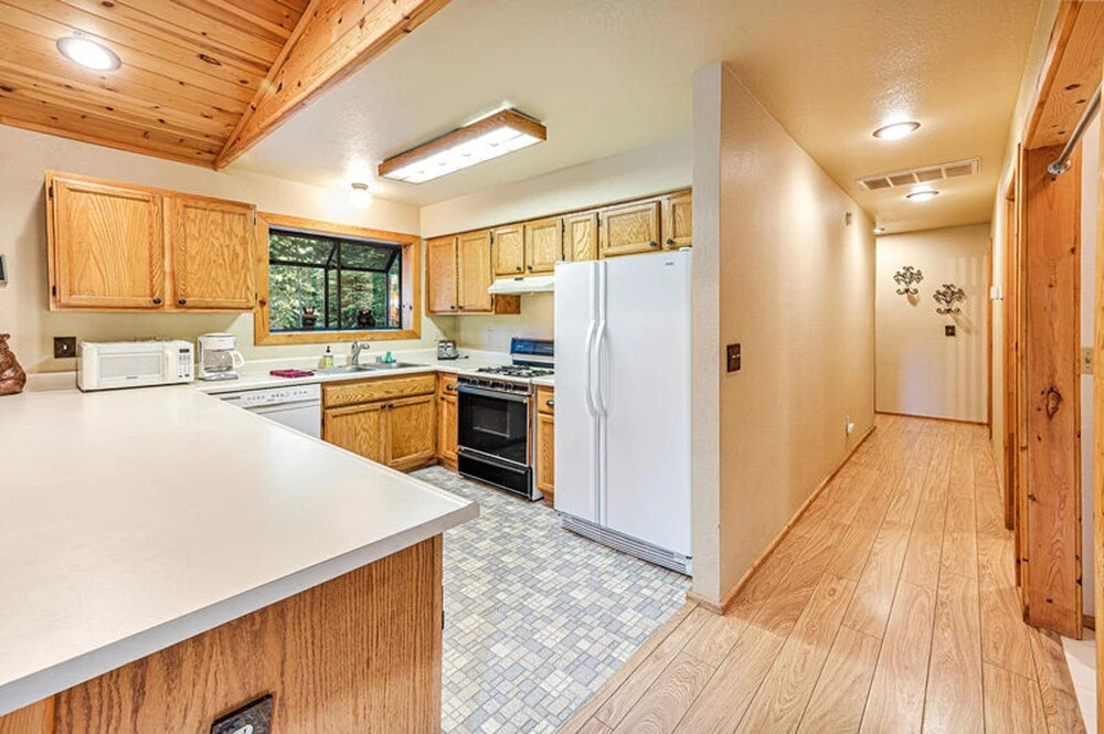 Four Bears Lodge by Tahoe Mountain Properties