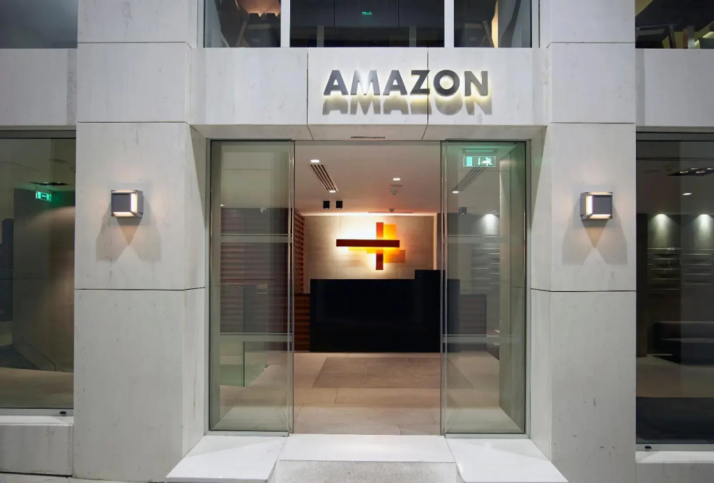 Amazon Hotel