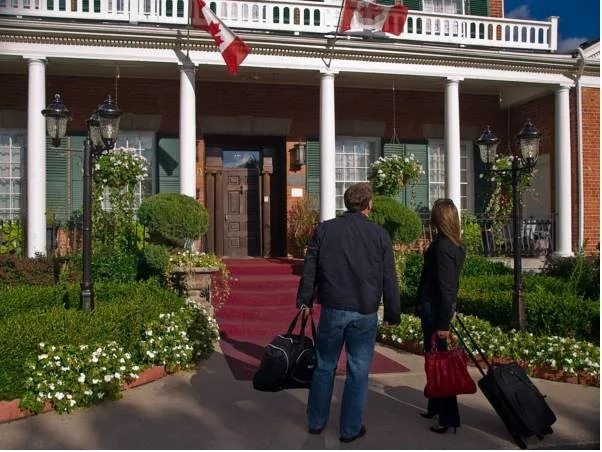 The Woodlawn Inn