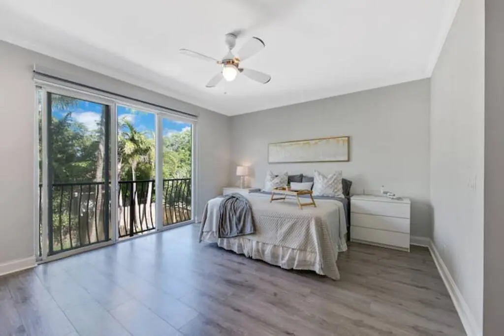 Townhouse FLL in Fort Lauderdale
