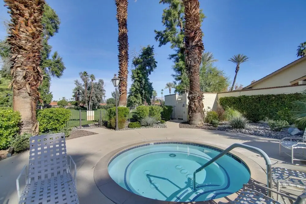 Golf Resort Getaway w/ Pool Access in Palm Desert