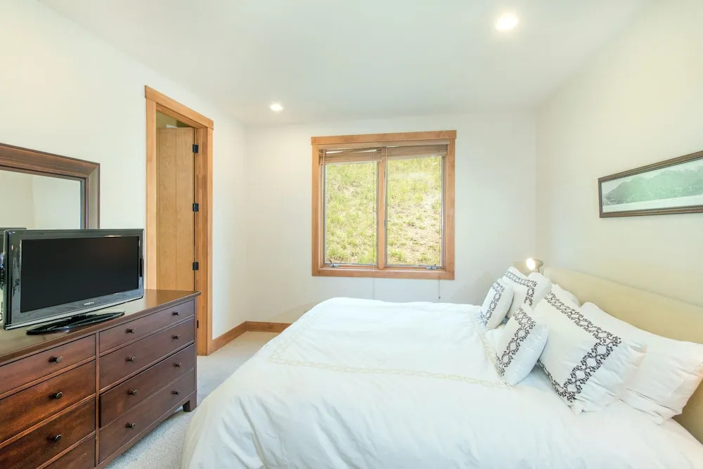 Terraces 101 by Exceptional Stays