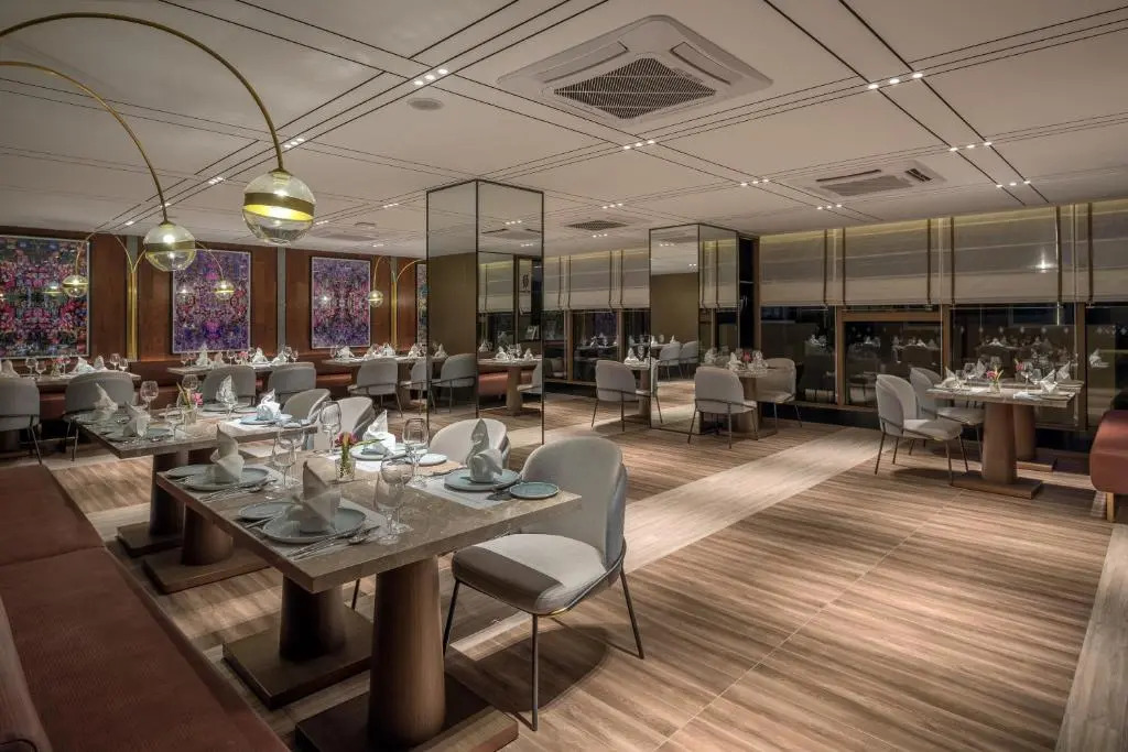 Oakwood Premier Phnom Penh