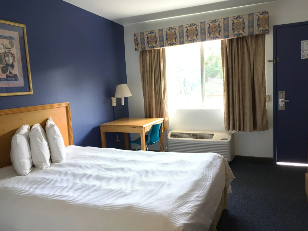 Bay Inn and Suites San Diego