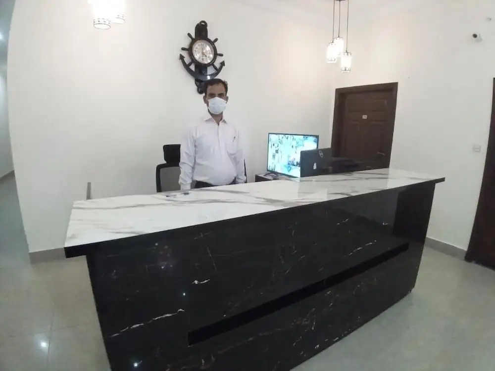 Royal Hayat - Budget Double Room